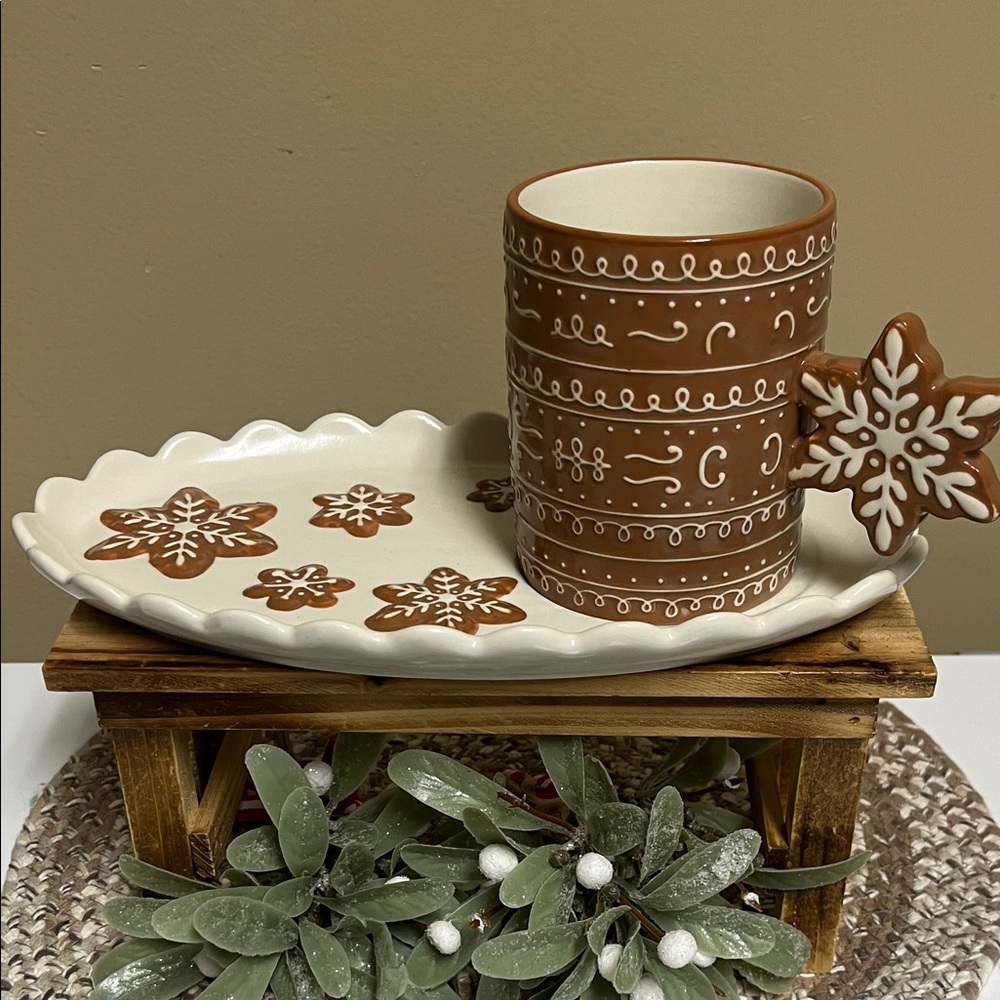 Gingerbread plate & cup set Santa’s Cookies NWOT